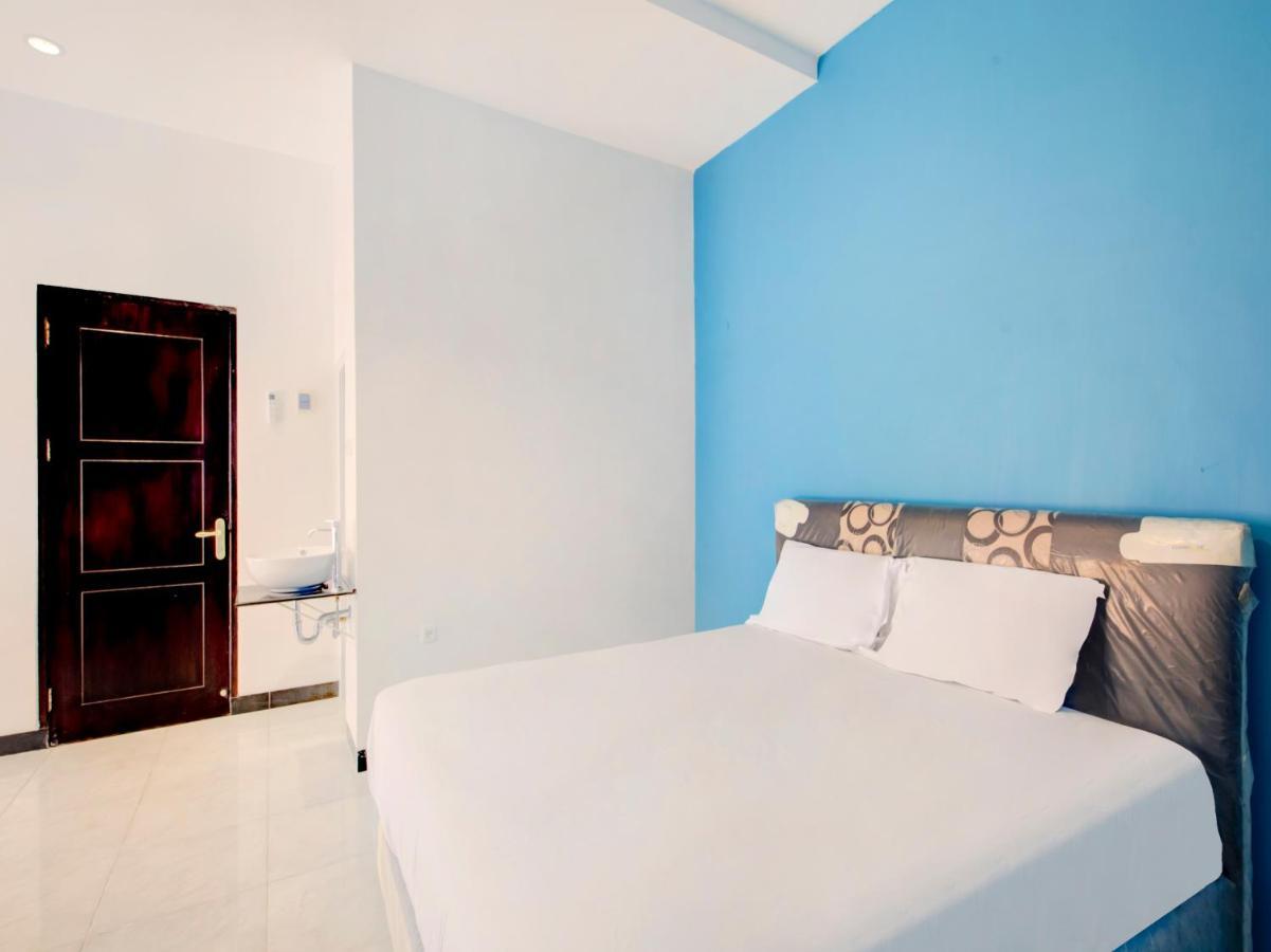 Oyo Life 3987 Kost Aditya Σουραμπάγια Εξωτερικό φωτογραφία